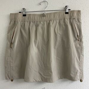 Women’s Avalanche Travel Outdoor Skort Skirt over shorts XL